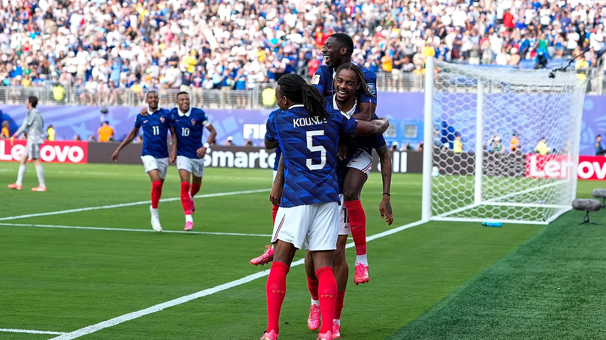 France vs Sweden, FIFA World Cup 2026 LIVE: VFrance's Bradley Barcola (12) celebrates his side's second goal during the World Cup round of 32 soccer match - AP/Frank Franklin II