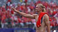 Erling Haaland Show! Superstar Striker's Brace Drives Norway In Historic FIFA World Cup Quarter-Final; Brazil Exits Pamela Smith/AP Photo : Norway's Erling Haaland (9) celebrates after the World Cup round of 16 soccer match between Brazil and Norway in East Rutherford, N.J., near New York