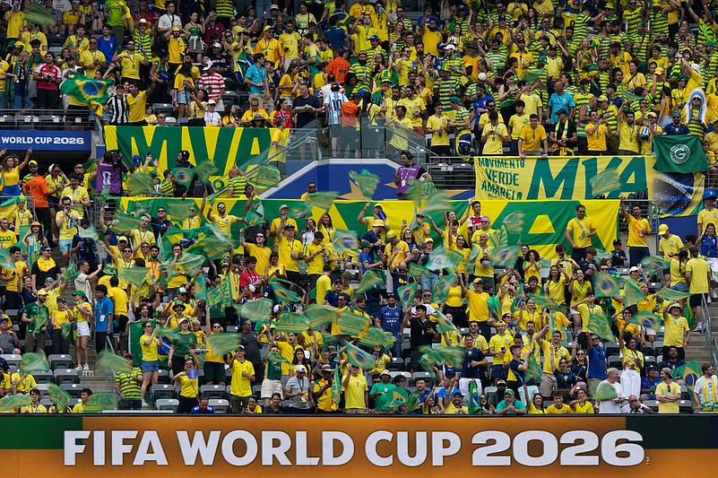 Brazil fans wait for the start of the World Cup round of 16 soccer match between Brazil and Norway in East Rutherford