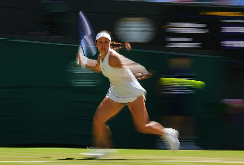 Jessica Pegula Vs Iva Jovic wimbledon tennis pics