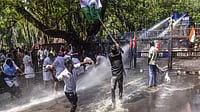 Water Cannon Used as Youth Congress Workers March to Kerala PSC Office Water Cannon Used as Youth Congress Workers March to Kerala PSC Office