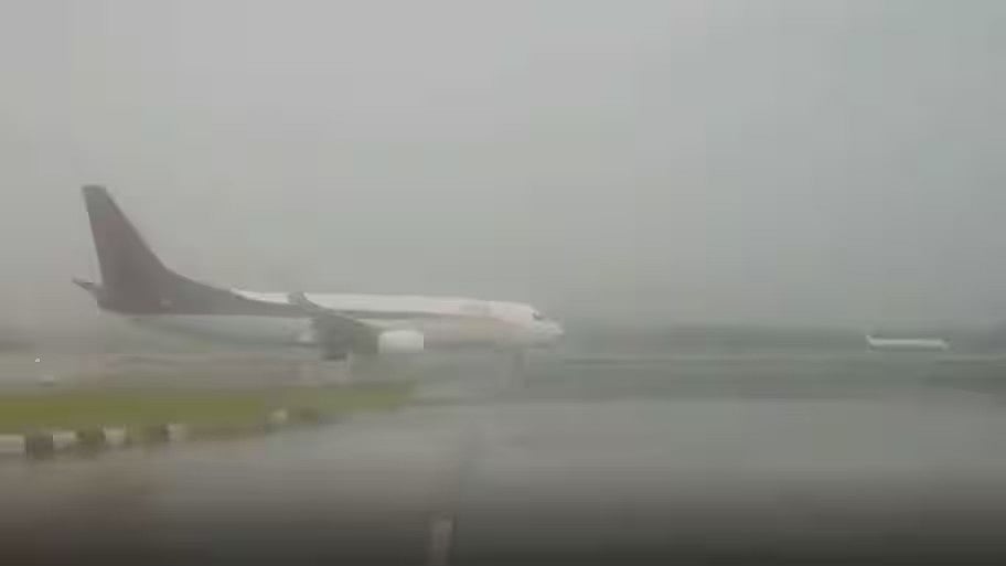 Heavy Rain Grounds Flights, Leaves Nagpur MLAs Stranded - null