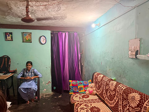 Ayushi, a class 10th student has been experiencing headaches and other health issues due to hot weather making it difficult for her to focus in her studies. 