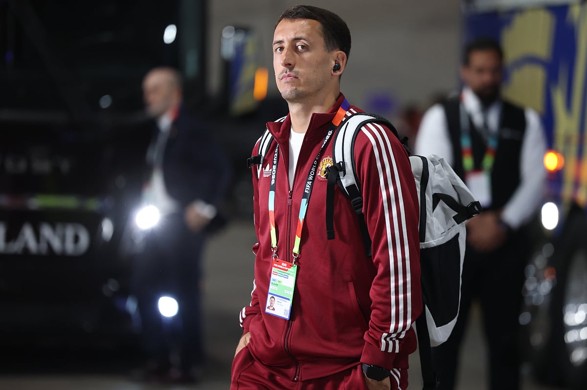 Spain's Mikel Oyarzabal (21) arrives for the World Cup round of 16 soccer match between Portugal and Spain in Arlington - AP/Gareth Patterson