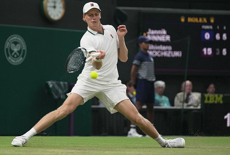 Jannik Sinner Vs Shintaro Mochizuki wimbledon tennis photos