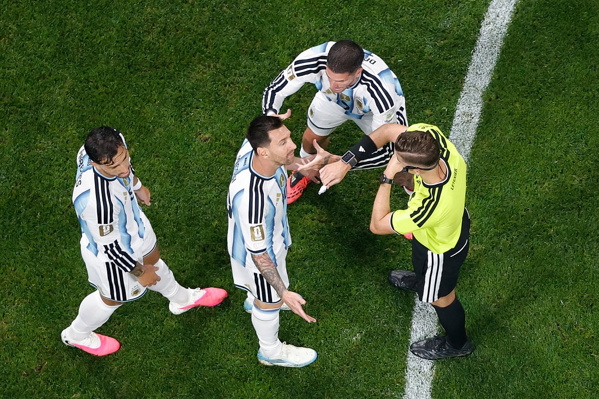 Argentina Vs Egypt FIFA World Cup 2026 RO16 Messi Argues AP Photo