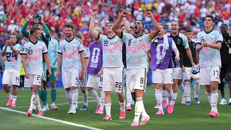 Belgium players celebrate after they won a World Cup round of 16 soccer match against the United States in Seattle, Monday, July 6, 2026 - (AP Photo/Abbie Parr)