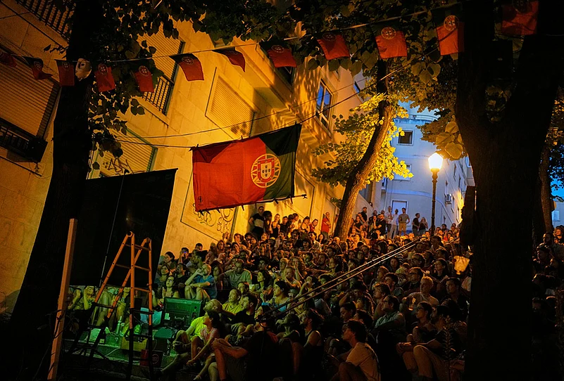Spain vs Portugal World Cup Soccer round of 16 highlights-Portugal soccer fans
