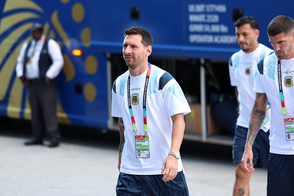 Argentina's Lionel Messi arrives at the stadium for the World Cup round of 16 soccer match between Argentina and Egypt in Atlanta, Tuesday, July 7, 2026. - (AP Photo/Colin Hubbard)