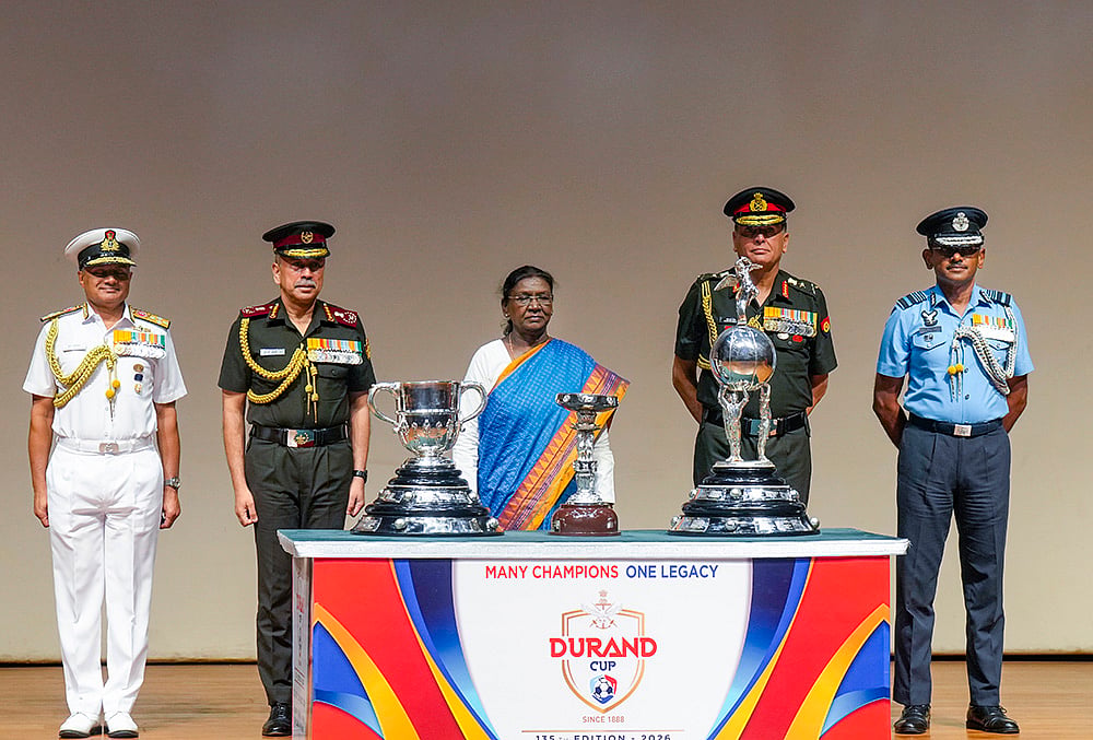 President Murmu unveils Durand Cup trophies