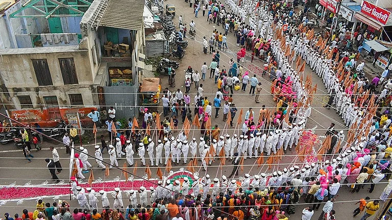 Pune Rains: Warkaris Urged to Skip Travel to Alandi for 'Palkhi' Ceremony - Photo: PTI