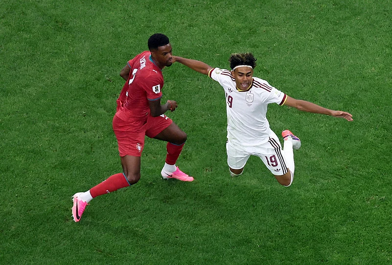 Spain vs Portugal World Cup Soccer round of 16 highlights-Lamine Yamal