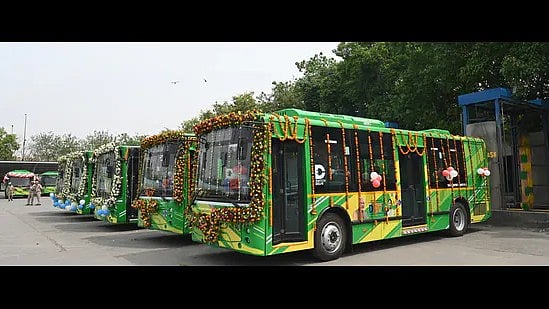 Amit Shah, Delhi CM Flag Off 300 E-Buses to Boost City's Public Transport - null