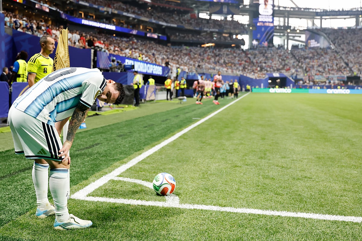 Argentina Vs Egypt FIFA World Cup 2026 RO16 Messi for corner AP Photo