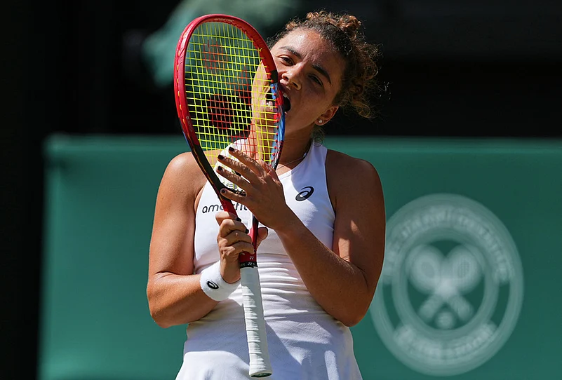 Jasmine Paolini wimbledon tennis vs Alexandra Eala