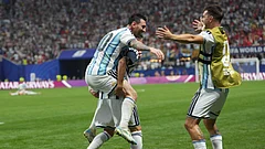 Argentina's Lionel Messi (10) celebrates with teammates the third goal of his team during the World Cup round of 16 soccer match between Argentina and Egypt in Atlanta, Tuesday, July 7, 2026. - (AP Photo/Jacob Kupferman)