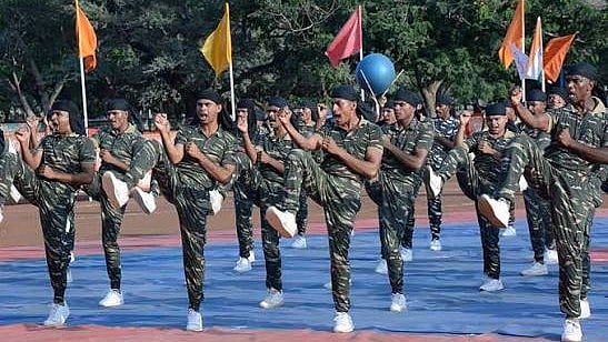 57 CRPF Officers Complete Training at Nanded Institute - null