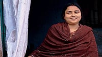 Kamduni Activist Mousumi Kayal Hails Encounter of Baruipur Rape Accused Kamduni Activist Mousumi Kayal Hails Encounter of Baruipur Rape Accused