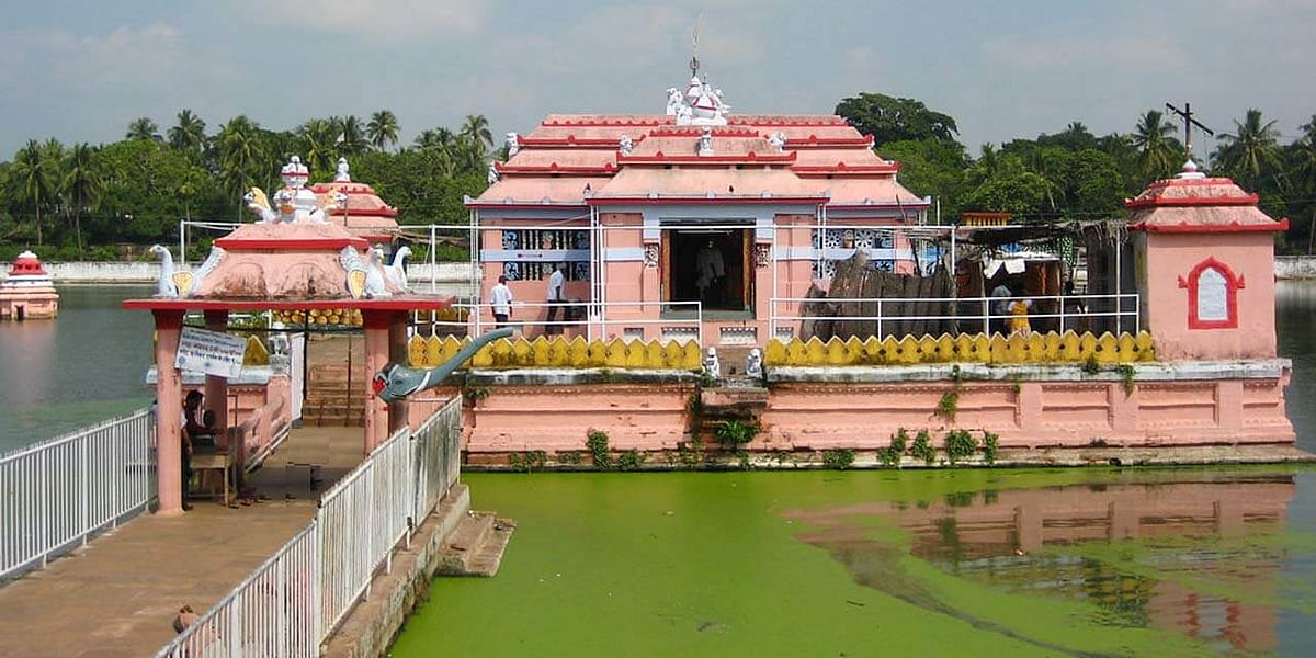 Narendra Tank and Chandaneshwar Temple