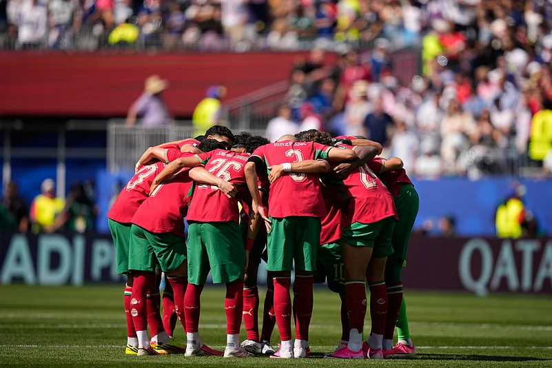France vs Morocco, FIFA World Cup 2026, MAR Players Huddle, AP