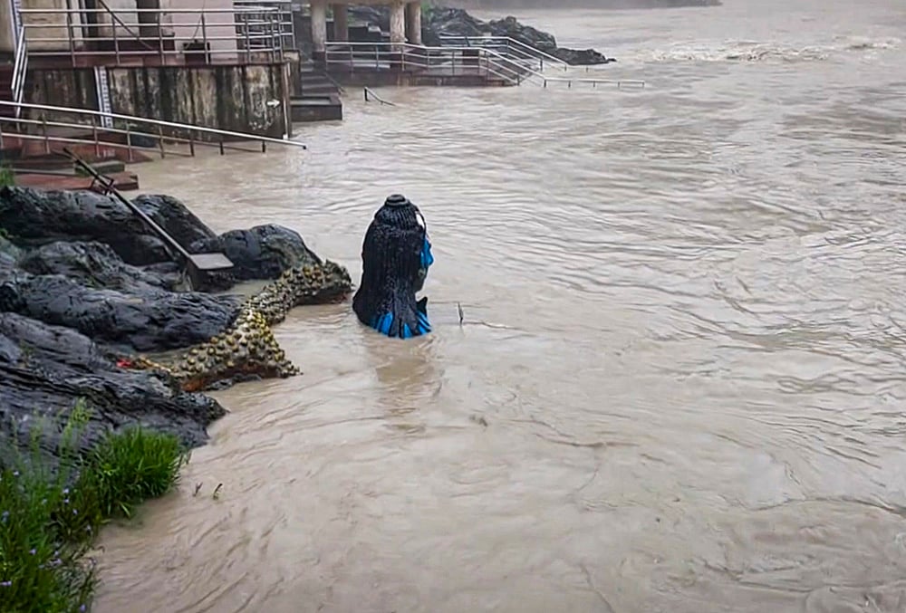 Alaknanda, Mandakini rivers swell after heavy rain in Uttarakhand