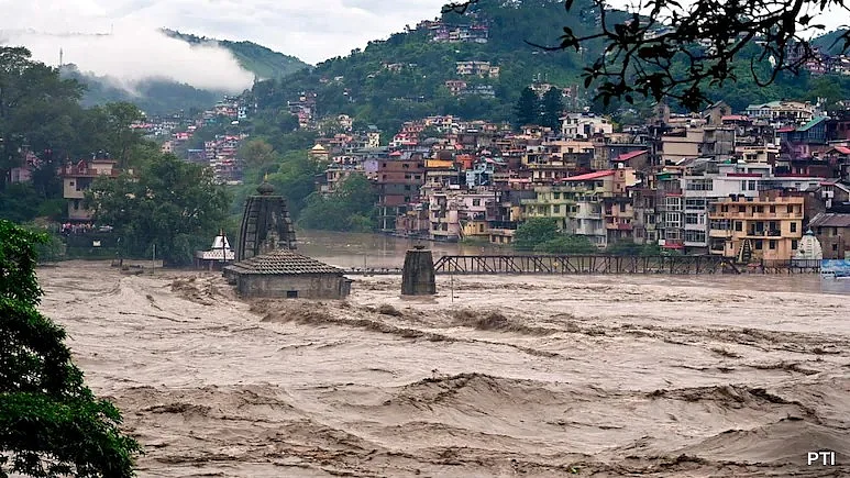 Heavy Rain in Next 48 Hours in Uttarakhand; Several Districts on Red Alert: Met