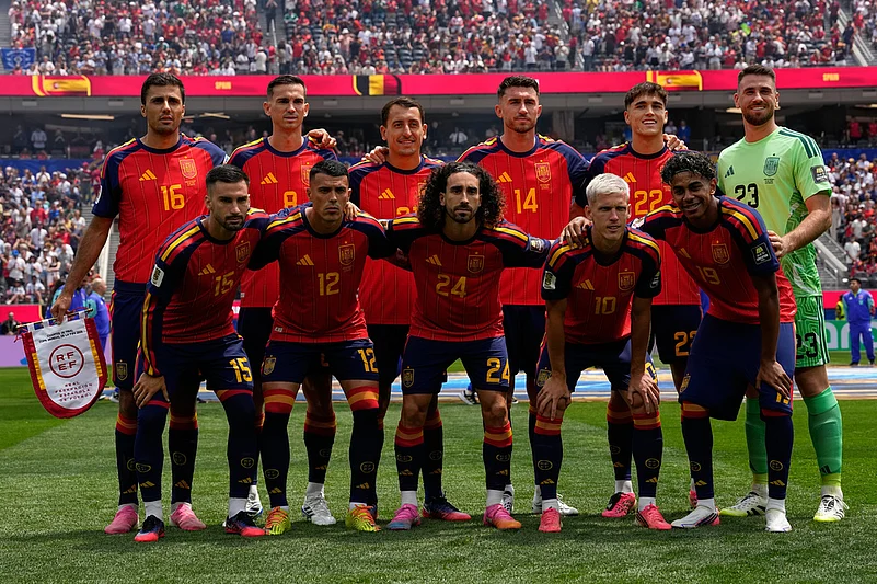 Spain squad pose before the World Cup quarterfinal soccer match between Spain and Belgium in Inglewood