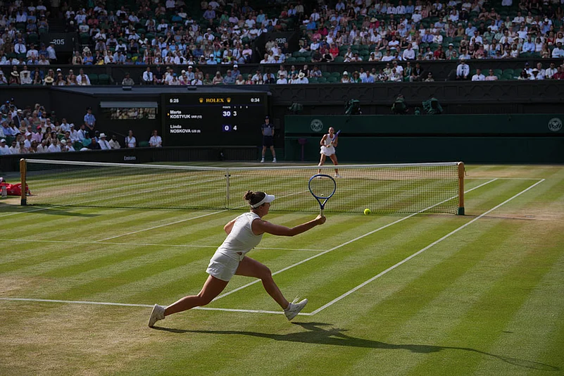 Wimbledon Tennis Championships: Linda Noskova vs Marta Kostyuk