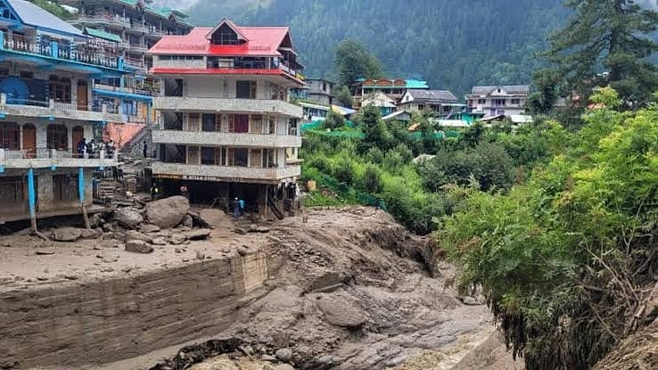 Himachal Rains: Schools Shut in Sirmaur, Solan; MeT Warns of Flash Floods, Landslides - null