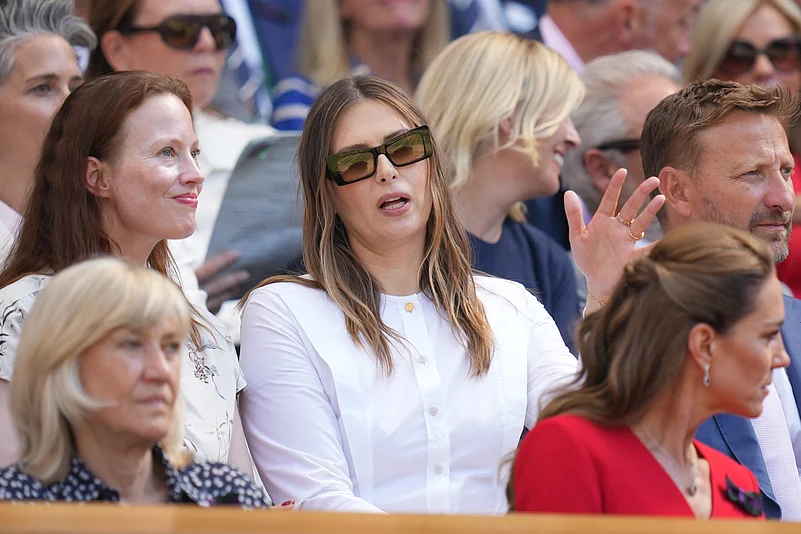 Linda Noskova vs Karolina Muchova, Wimbledon 2026 Ladies Singles Final, AP Photo