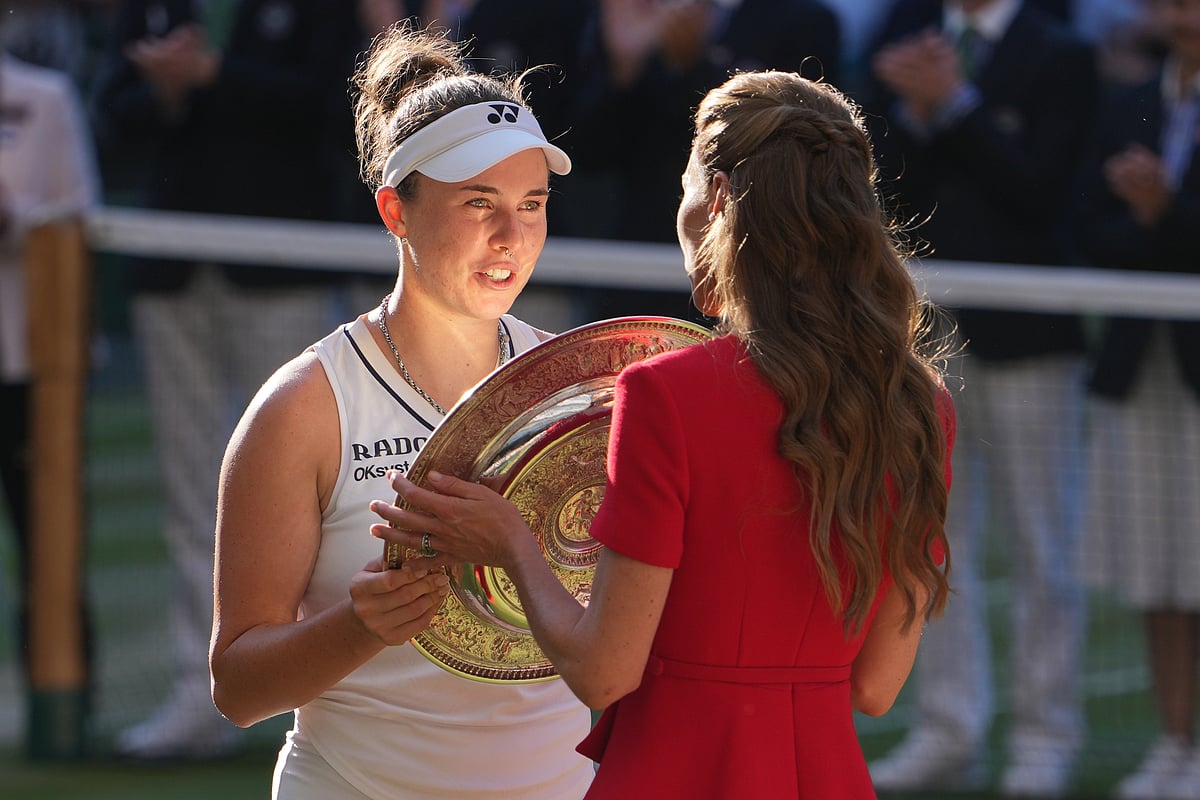 Linda Noskova vs Karolina Muchova, Wimbledon 2026 Ladies Singles Final, AP Photo