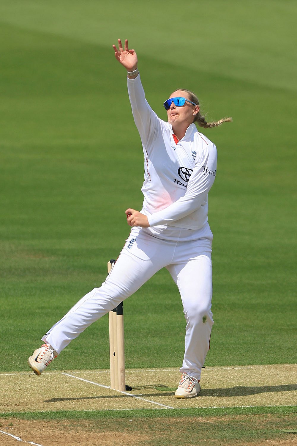 ind-w vs eng-w Rothesay Test match day 1 Cricket highlights-Sophie Ecclestone