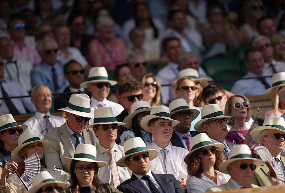 Novak Djokovic vs Jannik Sinner wimbledon tennis semi final photos
