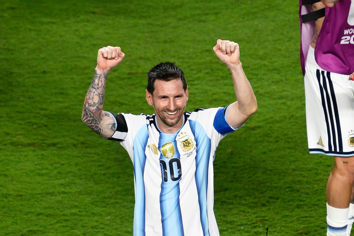 AP/Reed Hoffmann : Argentinas Lionel Messi (10) celebrates after defeating Switzerland in the World Cup quarterfinal soccer match in Kansas City
