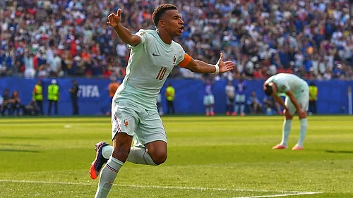 | Photo: AP/Steven Senne : Frances Kylian Mbappe (10) celebrates scoring the opening goal during the World Cup quarterfinal soccer match between France and Morocco in Foxborough, Mass., near Boston, Thursday, July 9, 2026.