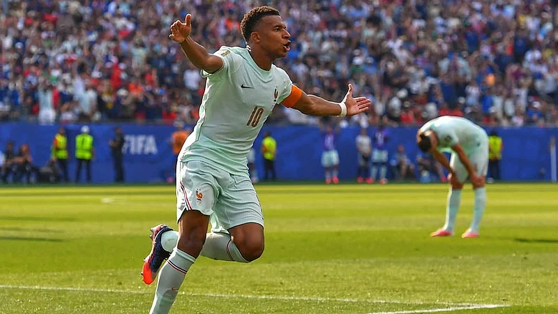 | Photo: AP/Steven Senne : Frances Kylian Mbappe (10) celebrates scoring the opening goal during the World Cup quarterfinal soccer match between France and Morocco in Foxborough, Mass., near Boston, Thursday, July 9, 2026.