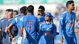 (Gary Oakley/PA via AP) : India's Washington Sundar celebrates with teammates following the first ODI cricket match between England and India in Birmingham, England, Tuesday, July 14, 2026