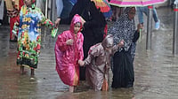 File Photo : IMD Forecasts 'Extremely Heavy Rainfall' In Mumbai Today, Issues Red Alert