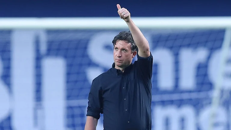 ISL 2020-21: East Bengal Coach Robbie Fowler Assures Improvement After 0-2 Loss In Kolkata Derby - ISL