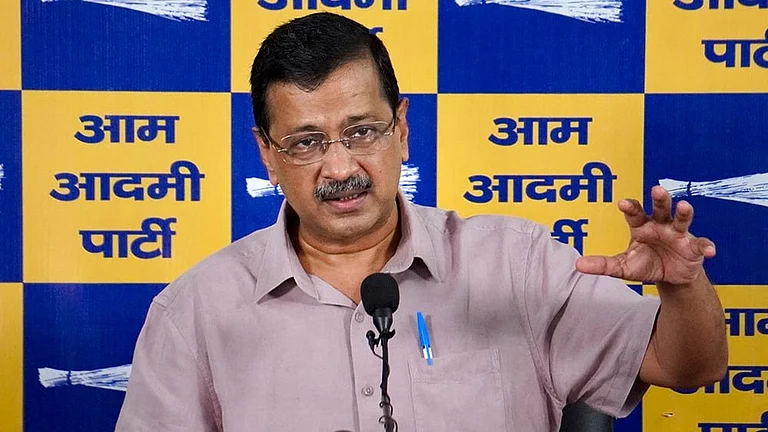 Kejriwal Writes to PM, Seeks Meeting Over E20 Petrol; Demands Pure Petrol Option at Fuel Stations - | Photo: PTI