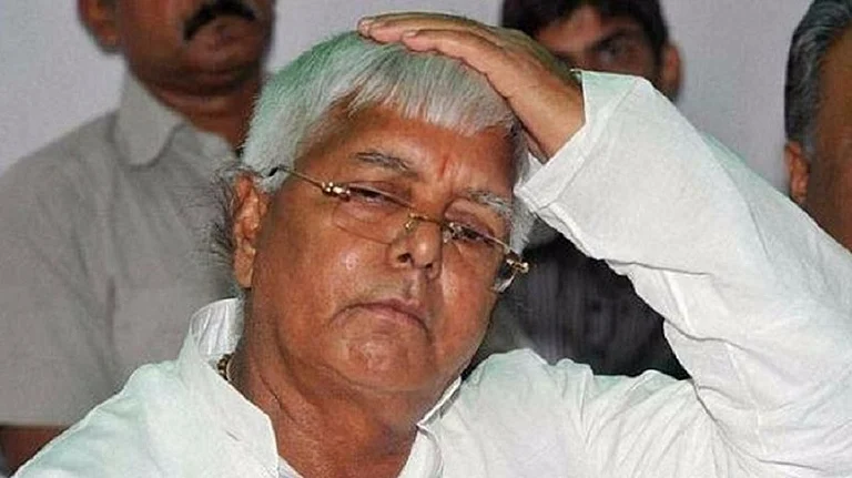 Fodder Scam: SC Refuses to Interfere with HC Order Granting Bail to Lalu Yadav - null