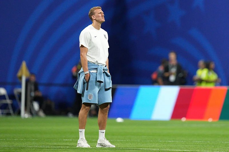 Argentina vs England FIFA World Cup 2026 Semi-Final Dan Burn Warm Up AP Photo