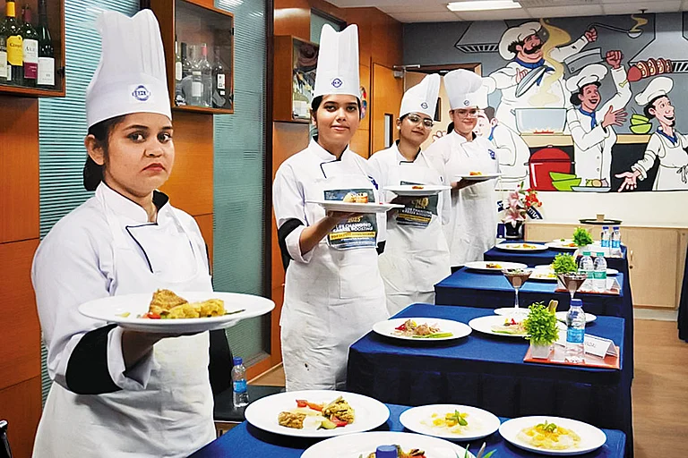 International Institute Of Hotel Management, New Delhi - null