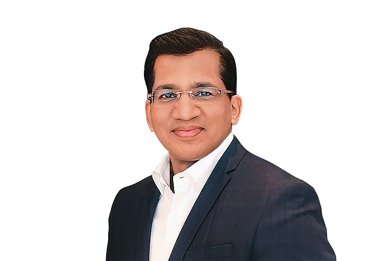 Dr Karthick Sridhar Founder & Vice Chairman, ICARE