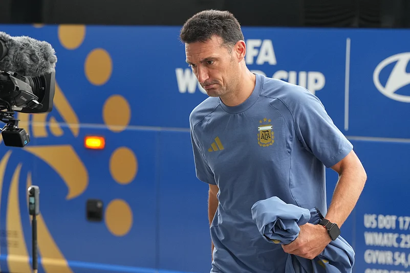 Argentina vs England FIFA World Cup 2026 Semi-Final Lionel Scaloni Arrival AP Photo