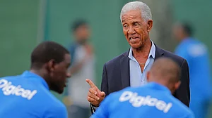 AP/File-Eranga Jayawardena : West Indies cricket legend, Sir Garry Sobers dies at the age of 89.