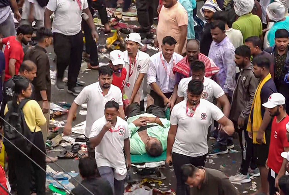 Puri Rath Yatra stampede images
