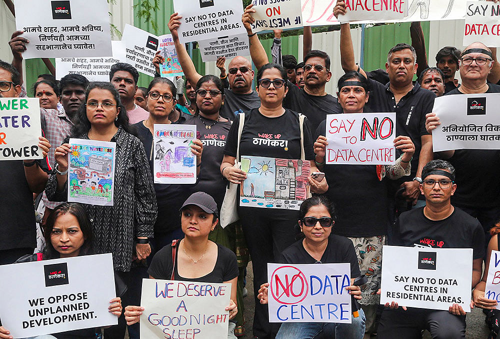 Nava Nirman party protest in Bengaluru