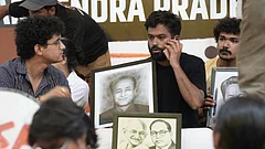 Abhijit Dipke at Jantar Mantar after Wangchuk's removal - Tribhuvan Tiwari