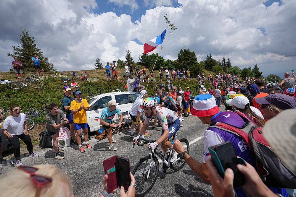 Frances Joris Delbove Tour de France cycling race
